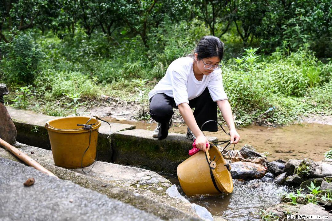 全网追的“扁担女孩”,找了一份暑假工,时薪12元 - 新余生活资讯 - 新余28生活网 xinyu.28life.com